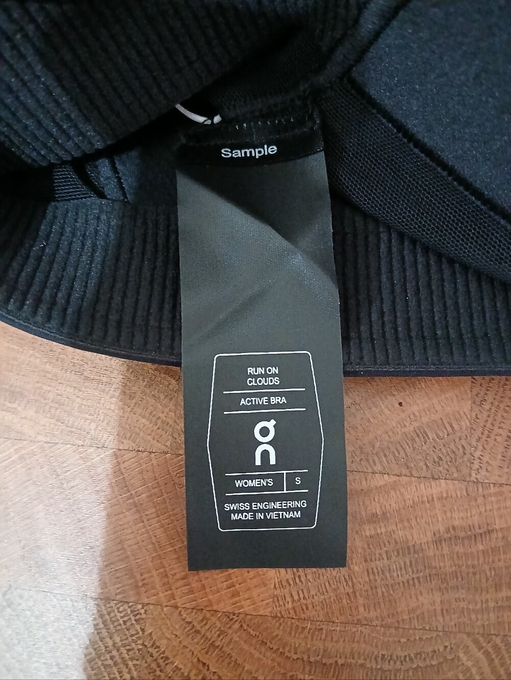 🆕️ On Running Bra - Picture 3 of 7